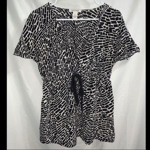 White House Black Market Animal Like Print Blouse